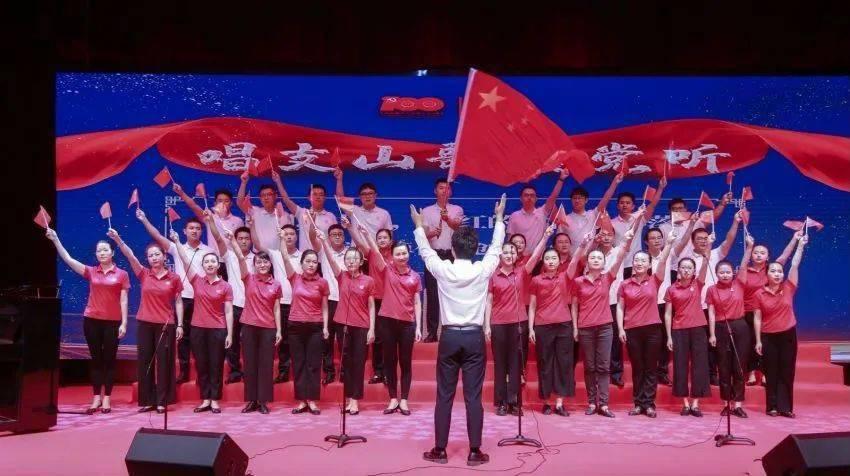 艾米高中校服